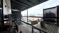 Sims Avenue (D14), Terrace #574515501